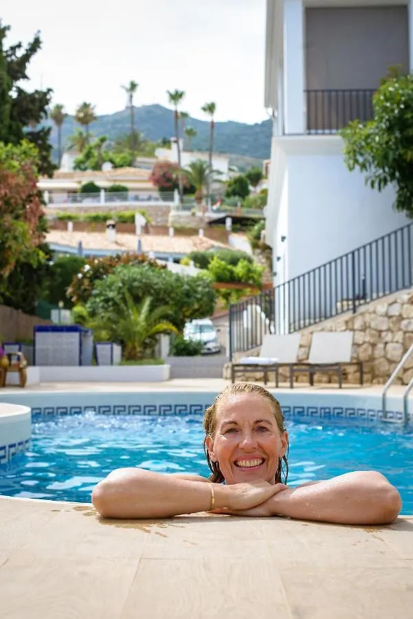 Luxury Villa Alhambra Close To Sea And Centre 베날마데나코스타