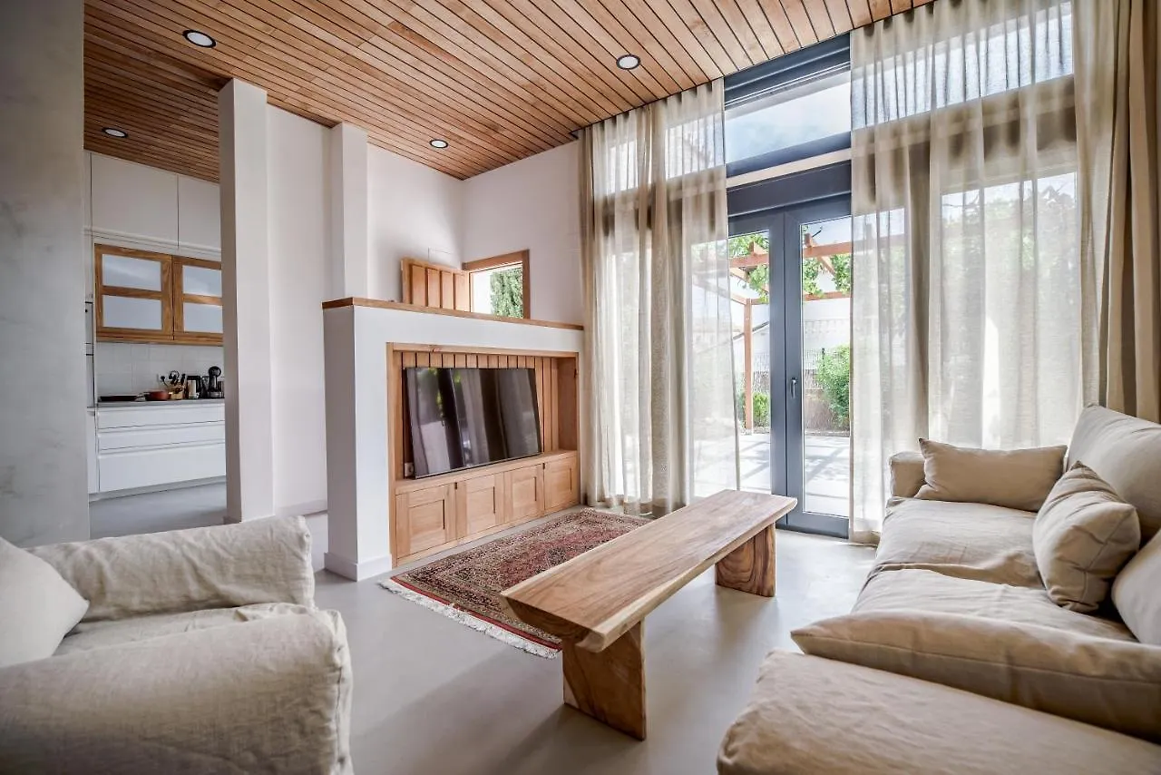 Luxury Villa Alhambra Close To Sea And Centre 베날마데나코스타